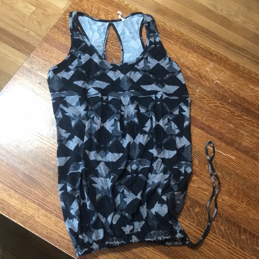 Lucy workout tank top